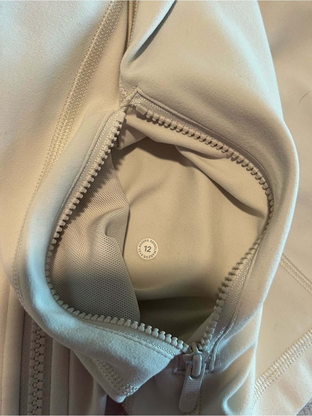 Lululemon Define Jacket - Picture 2 of 4